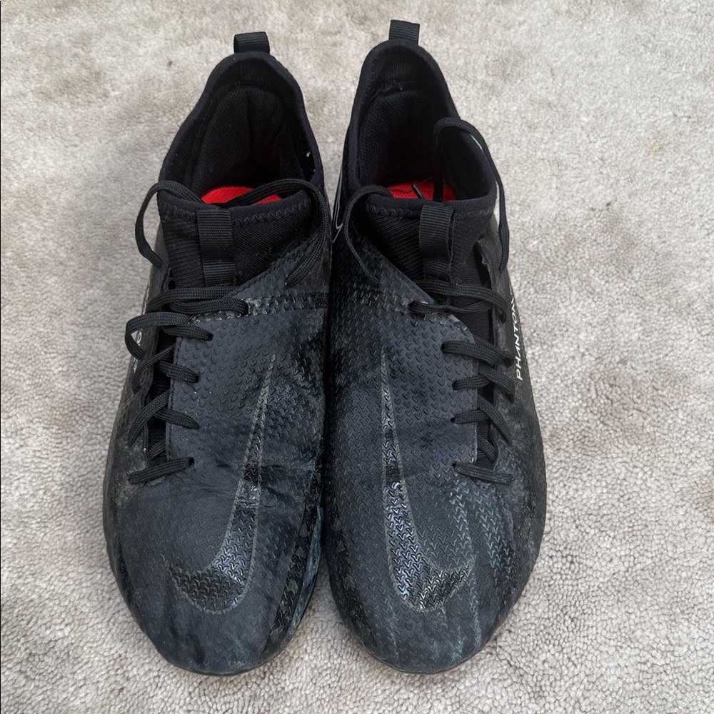 Nike Black and Red Men's Athletic Shoes